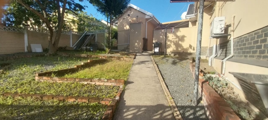 4 Bedroom Property for Sale in Amalinda North Eastern Cape